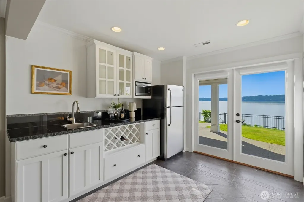 10213 Cherry Lane NW Gig Harbor WA 98332