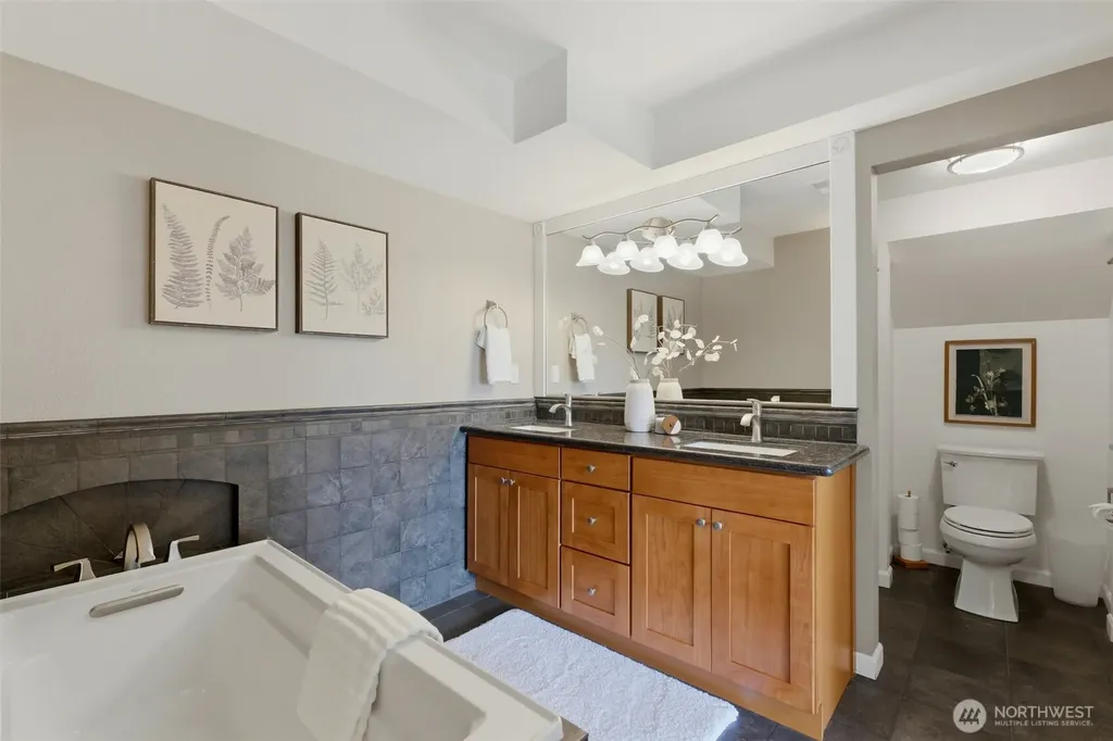 10213 Cherry Lane NW Gig Harbor WA 98332