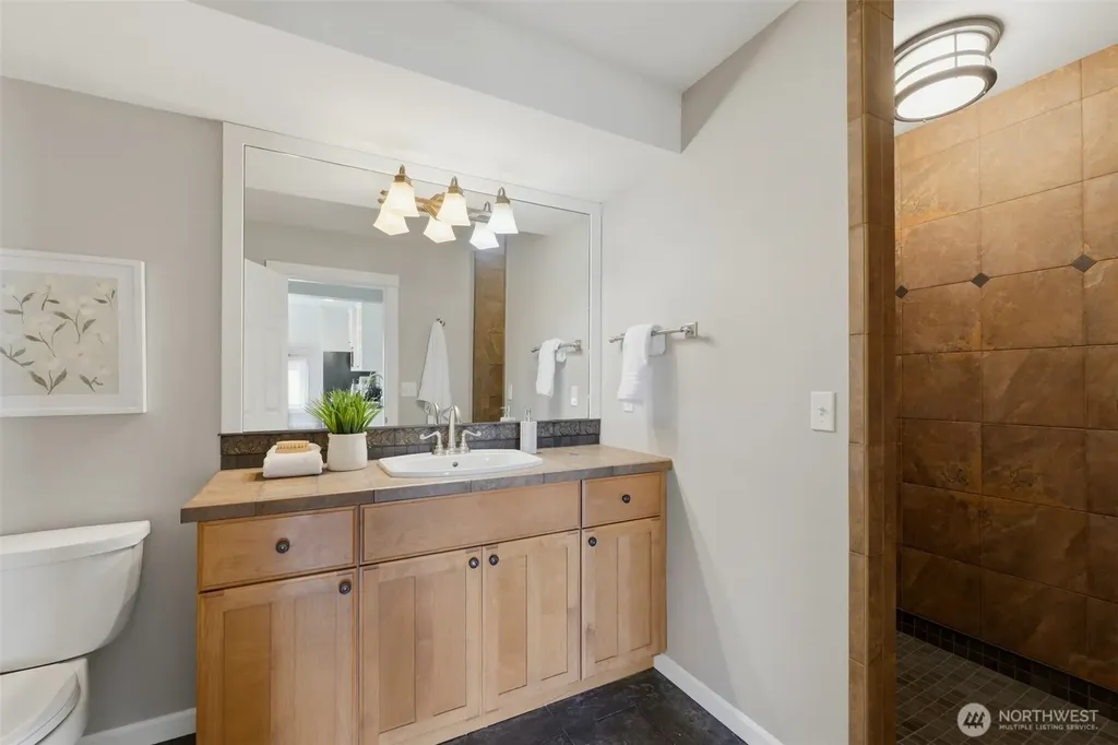 10213 Cherry Lane NW Gig Harbor WA 98332