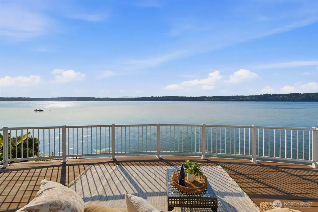 10213 Cherry Lane NW Gig Harbor WA 98332