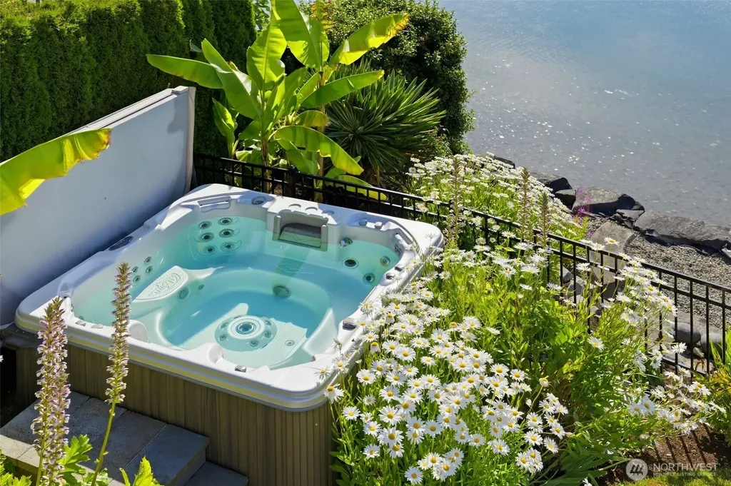 10213 Cherry Lane NW Gig Harbor WA 98332