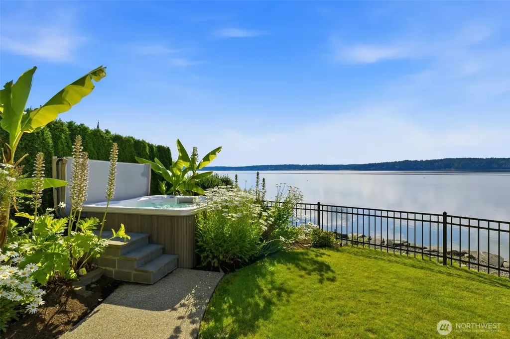 10213 Cherry Lane NW Gig Harbor WA 98332