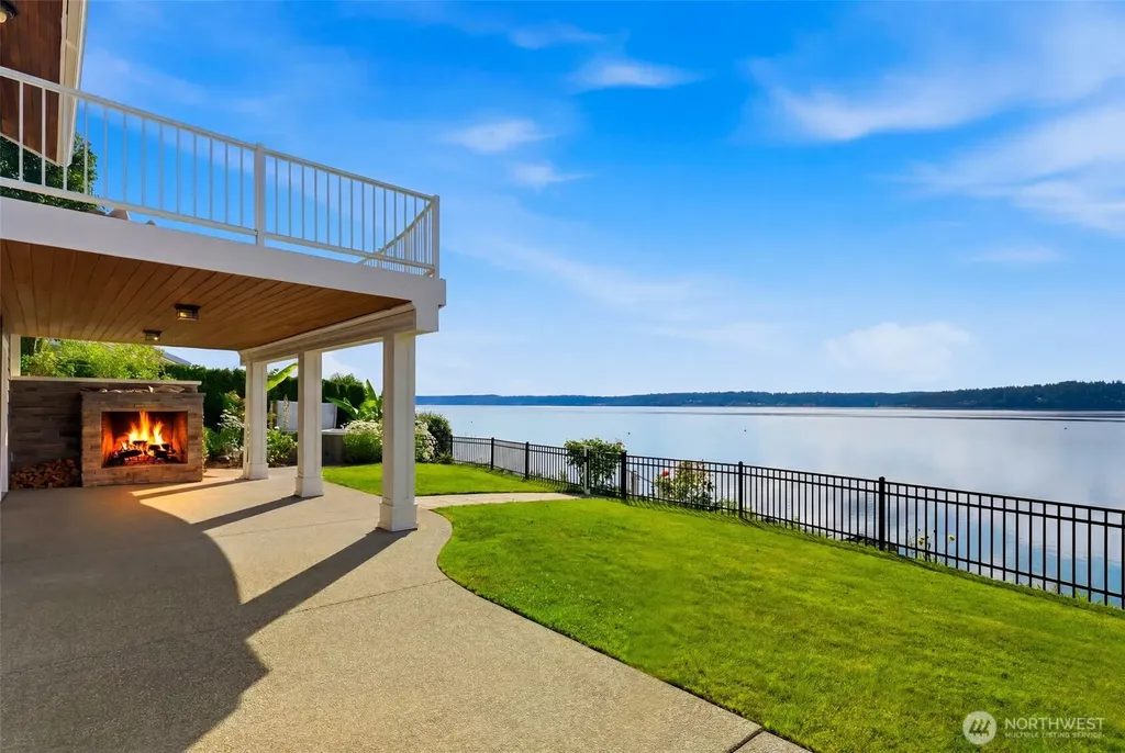 10213 Cherry Lane NW Gig Harbor WA 98332