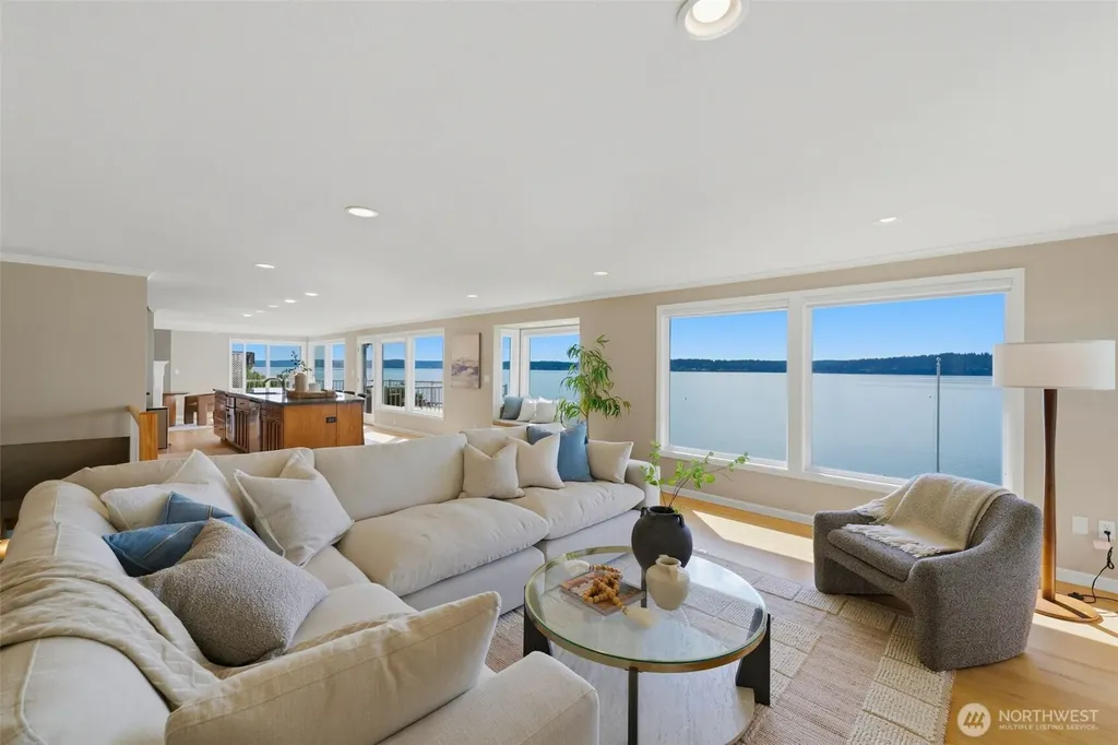 10213 Cherry Lane NW Gig Harbor WA 98332