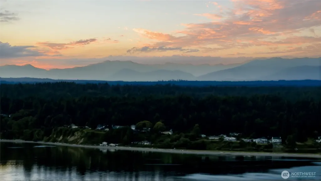 10213 Cherry Lane NW Gig Harbor WA 98332