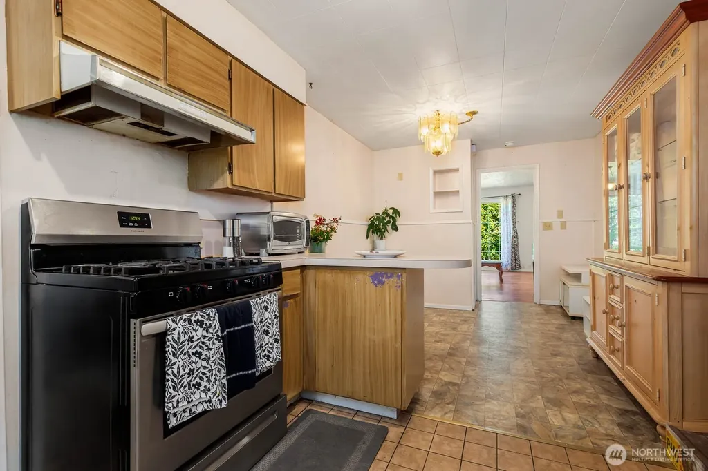 622 47th St SE Everett WA 98203