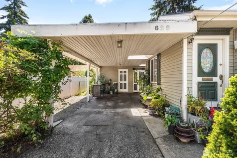 622 47th St SE Everett WA 98203