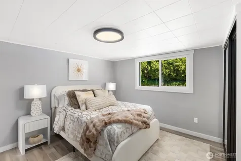 6631 SE Ripley Lane Renton WA 98056