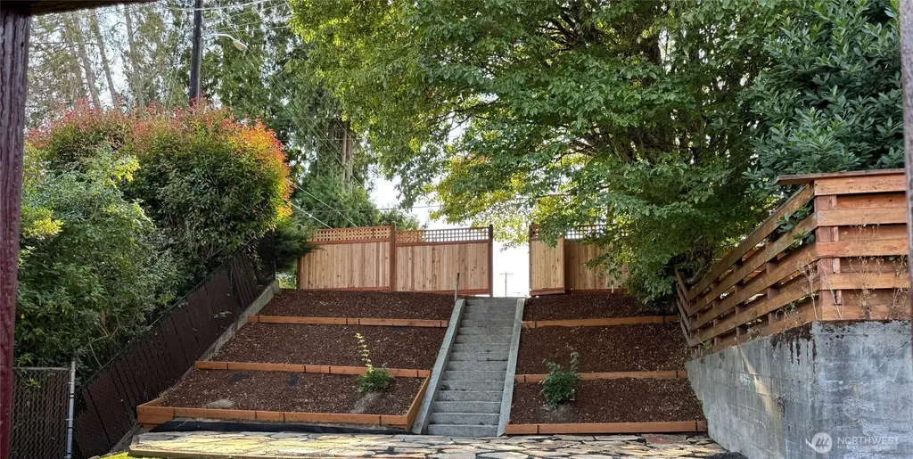 826 Chester Avenue Bremerton WA 98337
