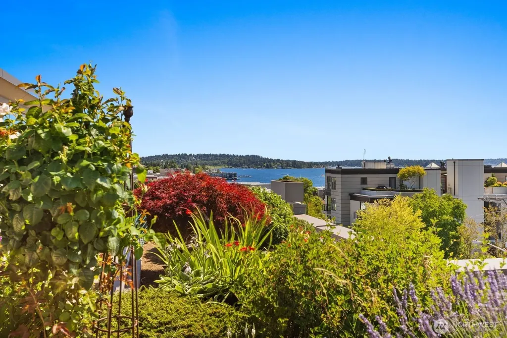 225 4th Avenue Kirkland WA 98033