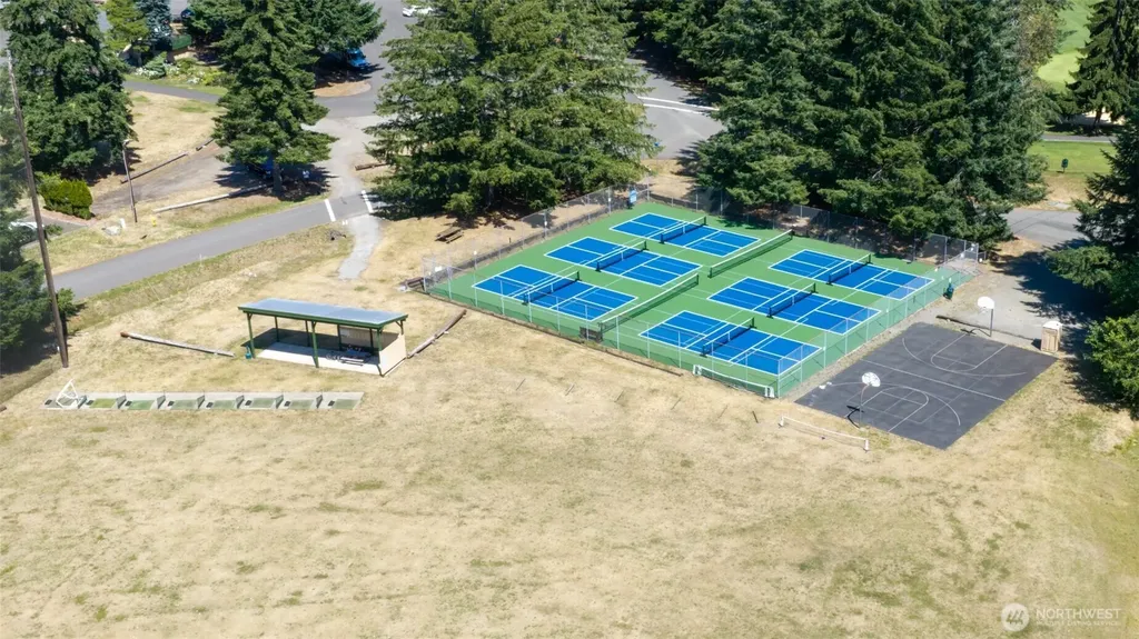 61 N Mt Noyes Way Hoodsport WA 98548