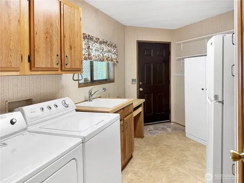 2500 S 370th Street Federal Way WA 98003
