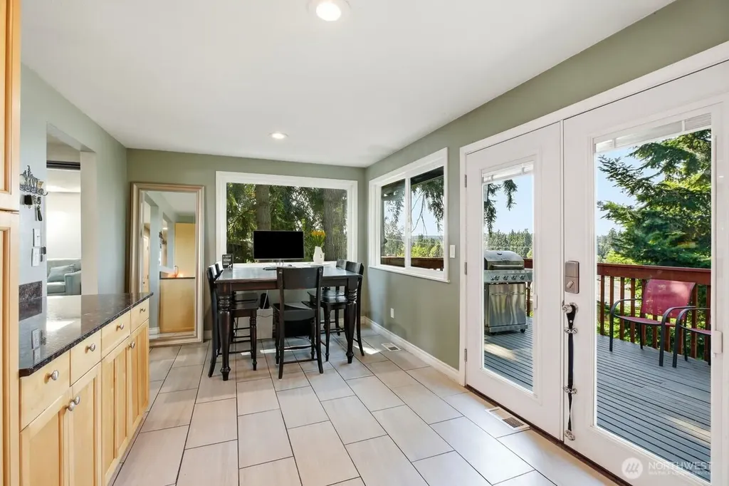 13305 115th Avenue NE Kirkland WA 98034
