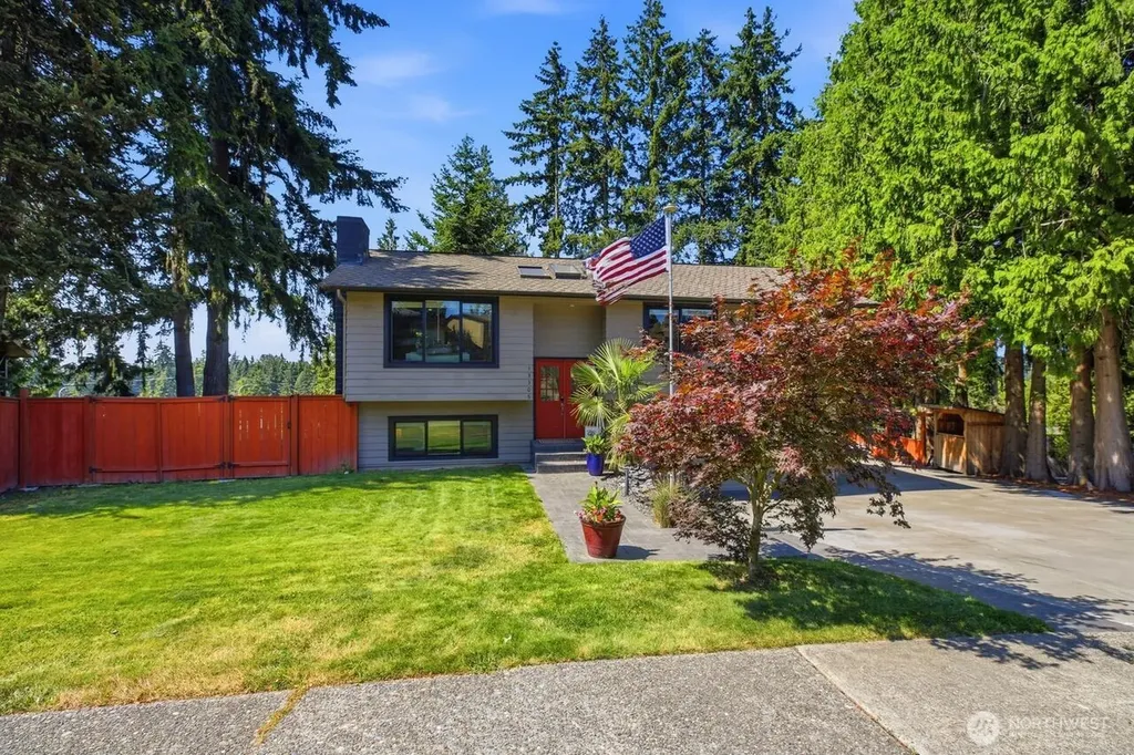 13305 115th Avenue NE Kirkland WA 98034