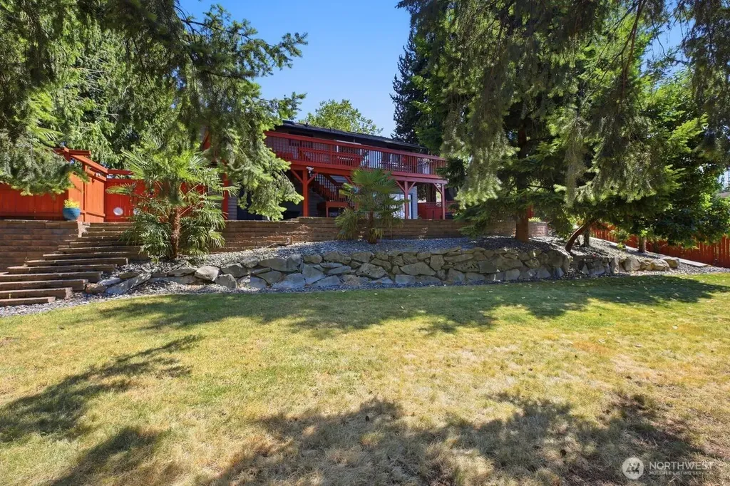 13305 115th Avenue NE Kirkland WA 98034
