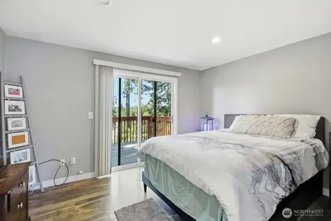 13305 115th Avenue NE Kirkland WA 98034