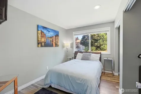 13305 115th Avenue NE Kirkland WA 98034