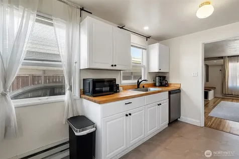 8503 33rd Avenue S Lakewood WA 98499