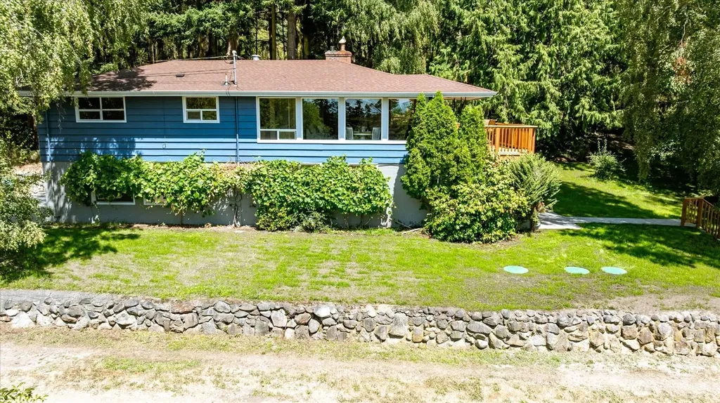 550 Wanamaker Coupeville WA 98239