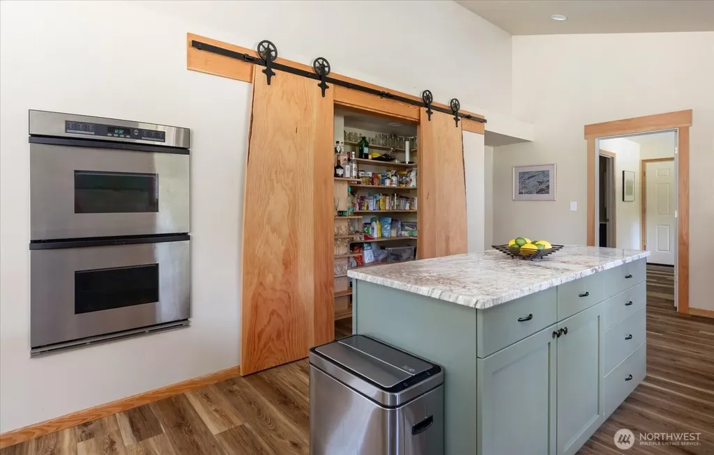 550 Wanamaker Coupeville WA 98239