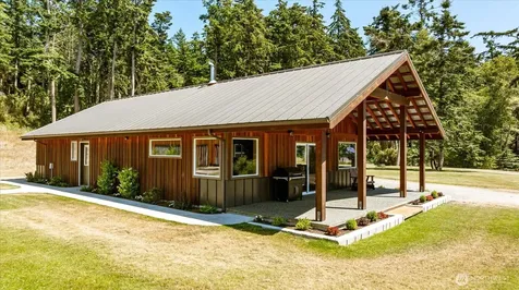 550 Wanamaker Coupeville WA 98239