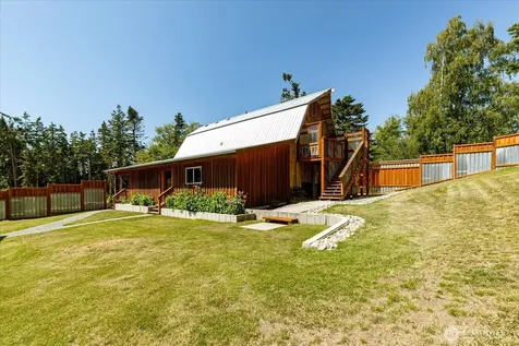 550 Wanamaker Coupeville WA 98239