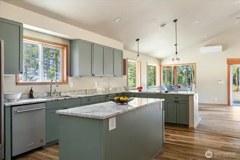 550 Wanamaker Coupeville WA 98239