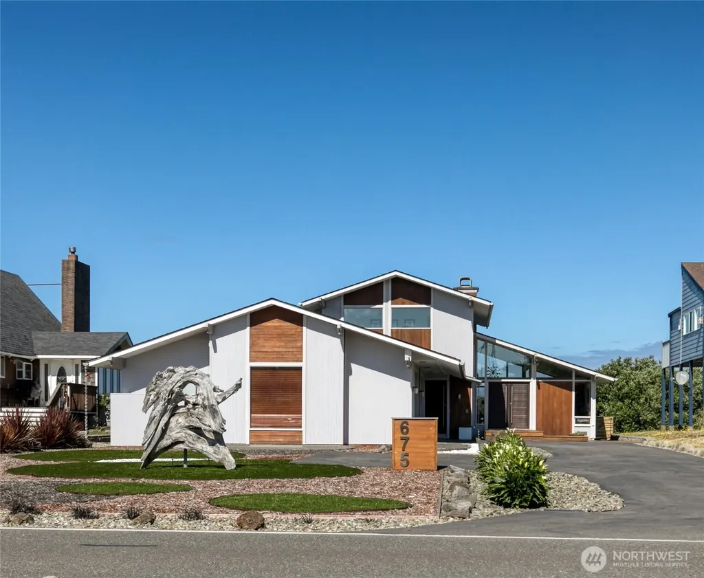 675 Ocean Shores Boulevard SW Ocean Shores WA 98569