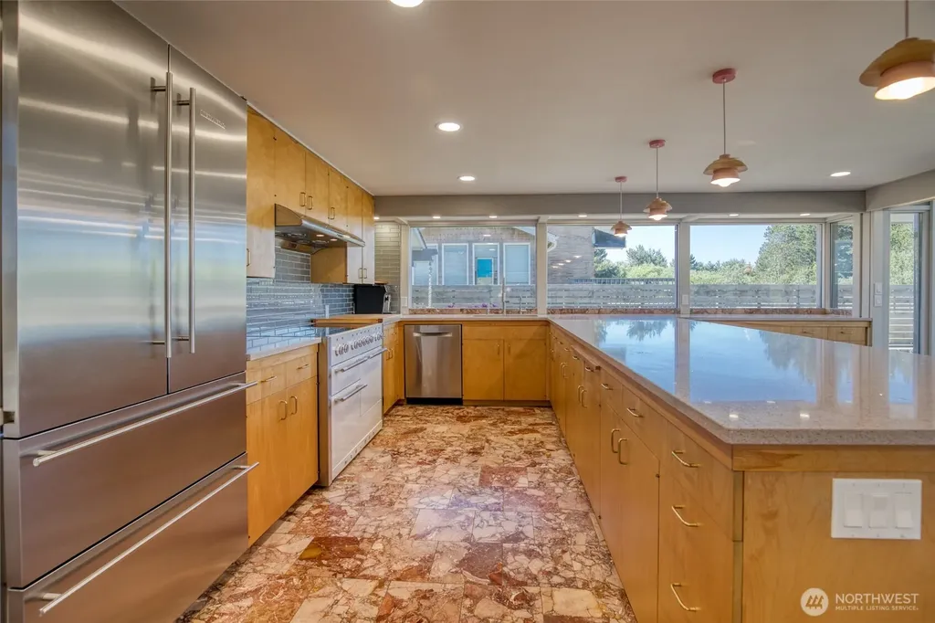 675 Ocean Shores Boulevard SW Ocean Shores WA 98569