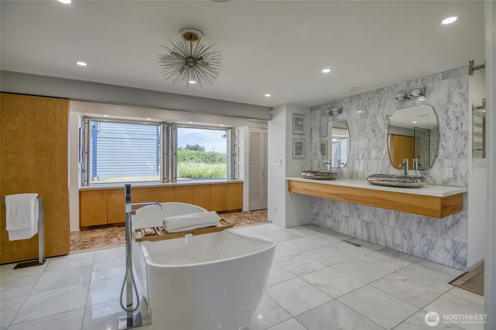 675 Ocean Shores Boulevard SW Ocean Shores WA 98569