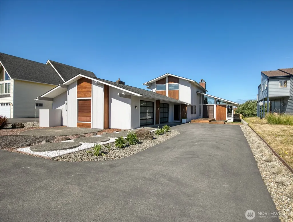675 Ocean Shores Boulevard SW Ocean Shores WA 98569