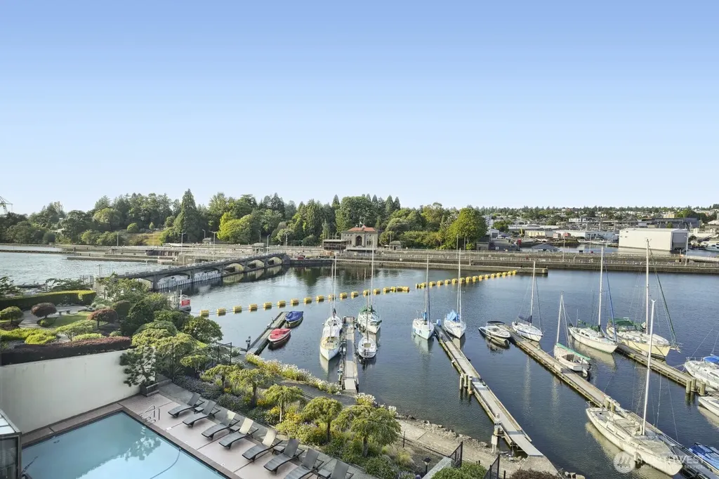 3100 W Commodore Way Seattle WA 98199