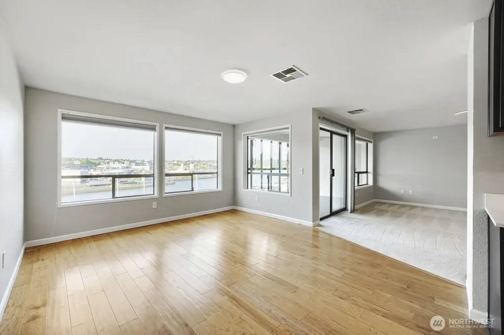 3100 W Commodore Way Seattle WA 98199