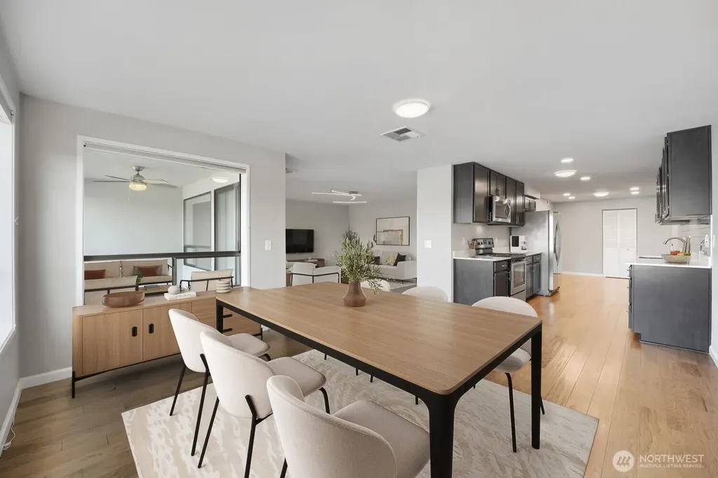 3100 W Commodore Way Seattle WA 98199