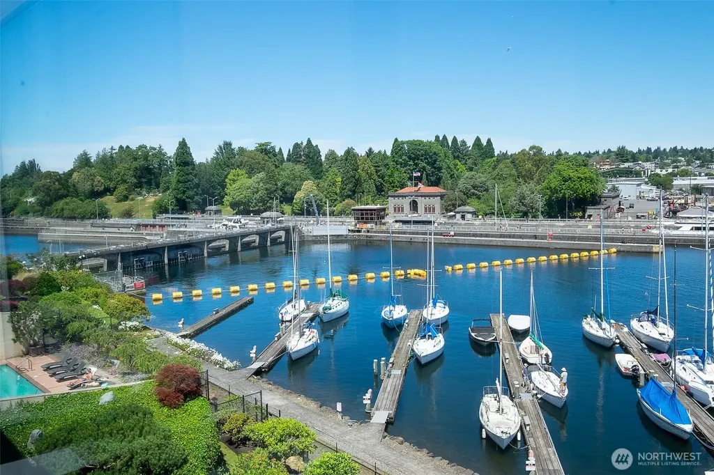 3100 W Commodore Way Seattle WA 98199