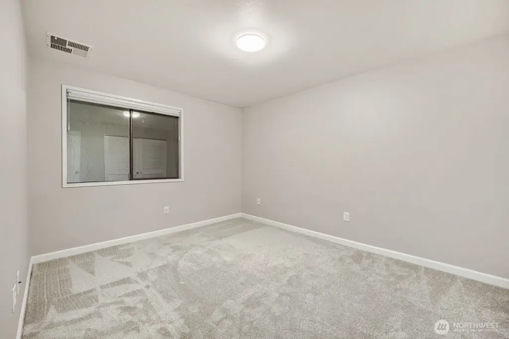 3100 W Commodore Way Seattle WA 98199