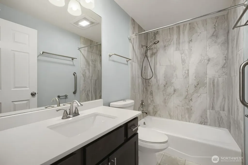 3100 W Commodore Way Seattle WA 98199
