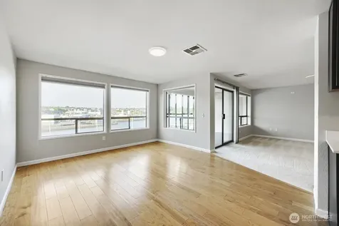 3100 W Commodore Way Seattle WA 98199