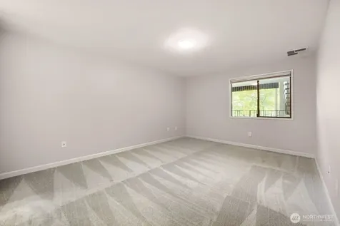 3100 W Commodore Way Seattle WA 98199