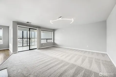 3100 W Commodore Way Seattle WA 98199