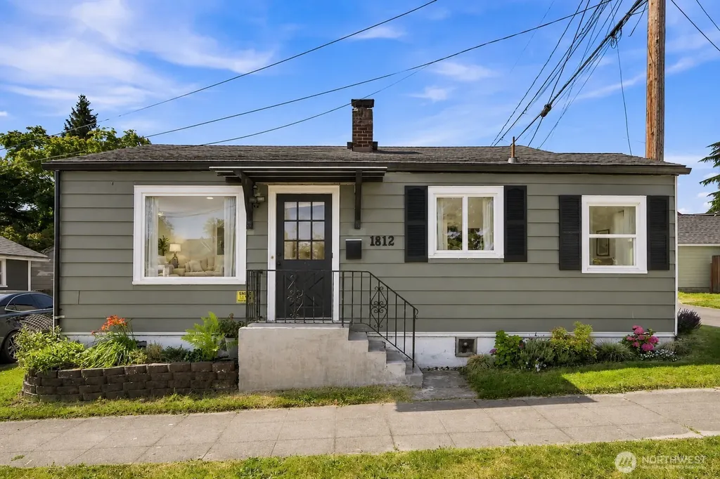 1812 23rd Street Everett WA 98201