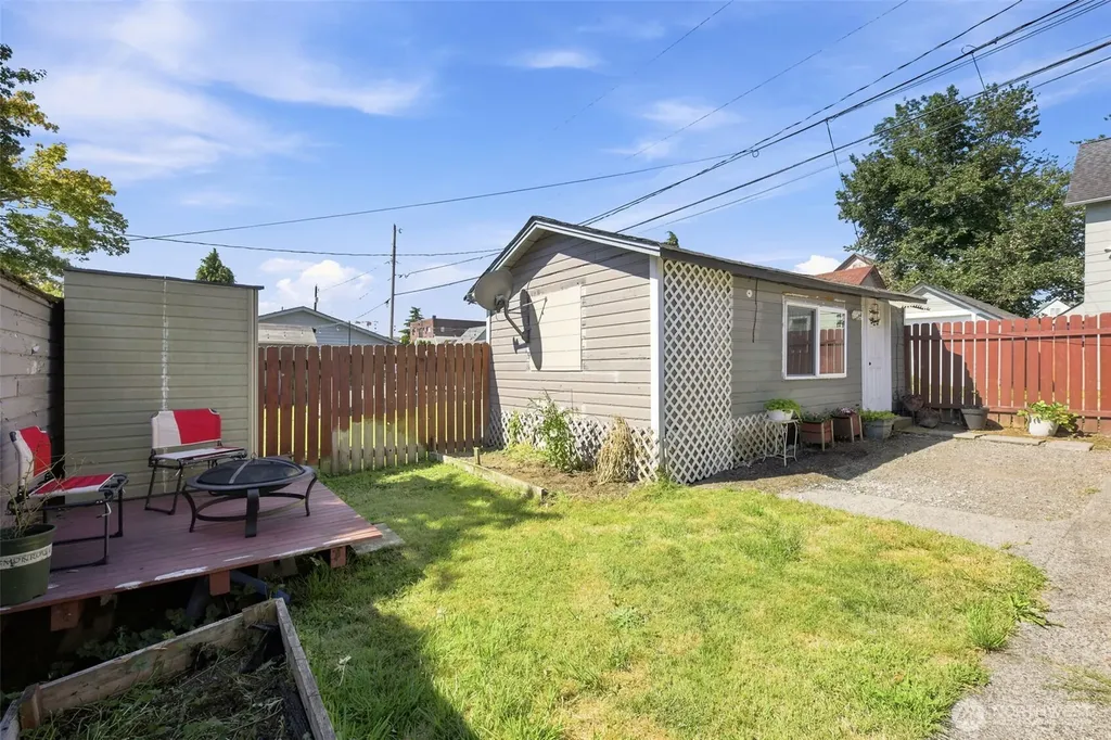 1812 23rd Street Everett WA 98201