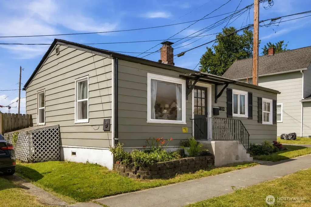 1812 23rd Street Everett WA 98201