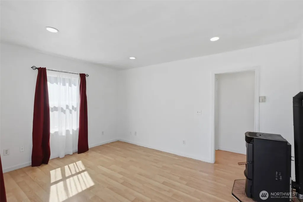 1812 23rd Street Everett WA 98201