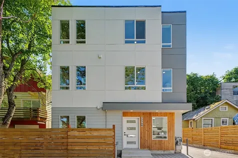 7776 Highland Park Way SW Seattle WA 98106