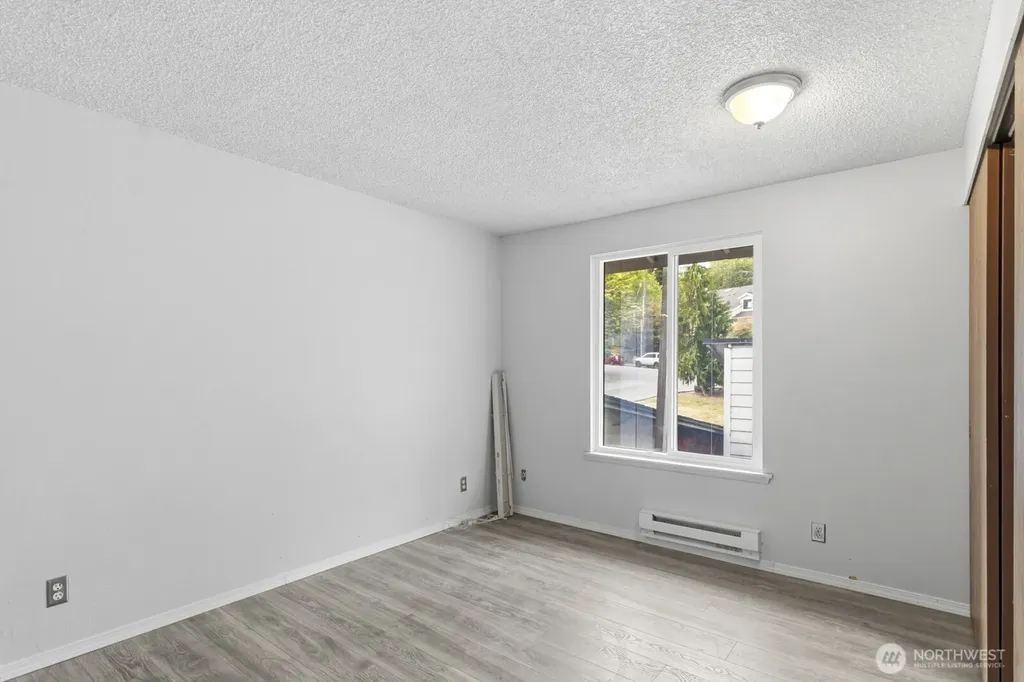 4002 S 158th Street Tukwila WA 98188