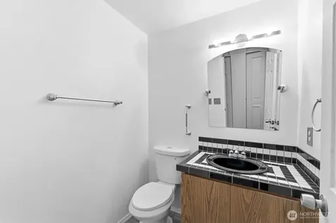4002 S 158th Street Tukwila WA 98188