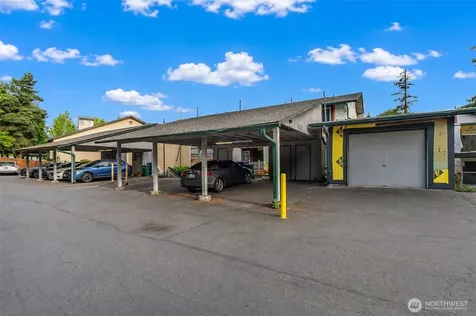4002 S 158th Street Tukwila WA 98188