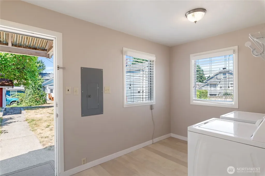1311 Park Avenue Bremerton WA 98337