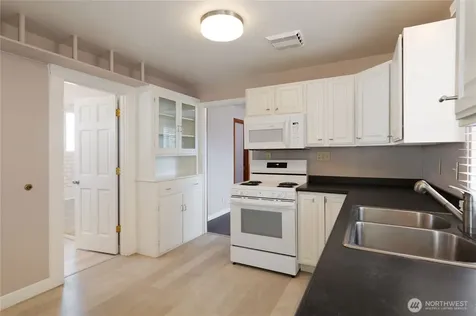 1311 Park Avenue Bremerton WA 98337